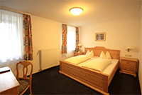 Doppelzimmer Übernachtung in Waldkraiburg Hotel Trasen - Landkreis Mühldorf, Aschau, Gars, Guttenburg, Kraiburg