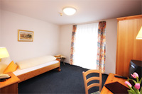 Einzelzimmer Übernachtung in Waldkraiburg Hotel Trasen - Landkreis Mühldorf, Aschau, Gars, Guttenburg, Kraiburg